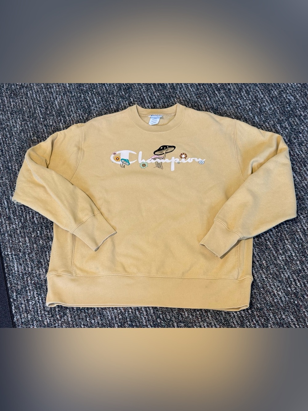 CHAMPION Sweatshirt XL Reverse Weave Mushroom Graphic Spell Out Logo CrewYellow